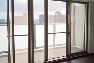 福津市 オフィス・マンション（見切り縁 窓枠）の内装塗装